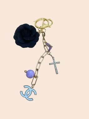 Black flower Charm Keychain with Black, Gold, Lavender charm